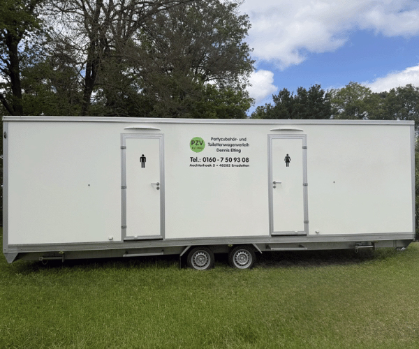 Toilettenwagen 6&1 von PZV Elting mit separaten Eingängen für Damen und Herren